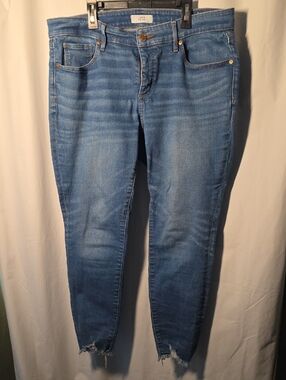 LOFT Light Blue Ankle Fray Skinny Jeans